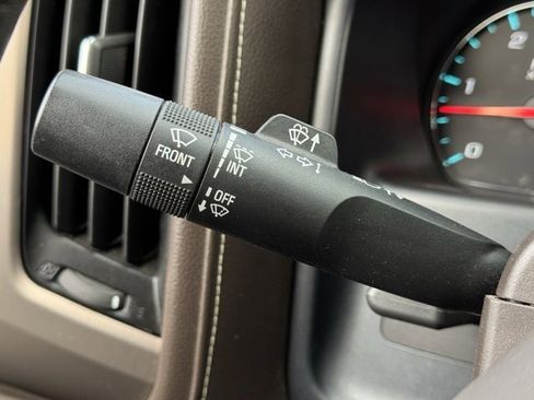 Used 2017 GMC Sierra 2500 Denali w/ Duramax Plus Package image 19