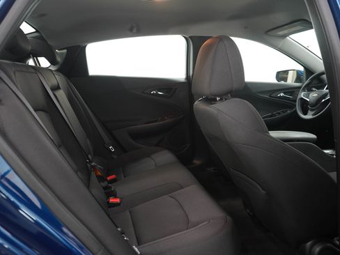 Used 2019 Chevrolet Malibu LT w/ Driver Confidence Package II FWD image 12