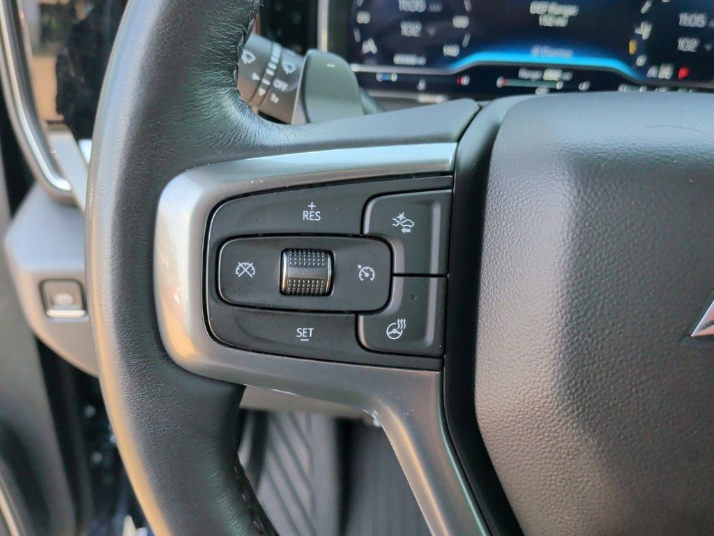 Used 2022 Chevrolet Silverado 1500 LTZ AWD/4WD image 18