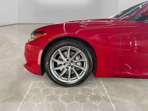 Used 2023 Alfa Romeo Giulia Sprint AWD/4WD image 14