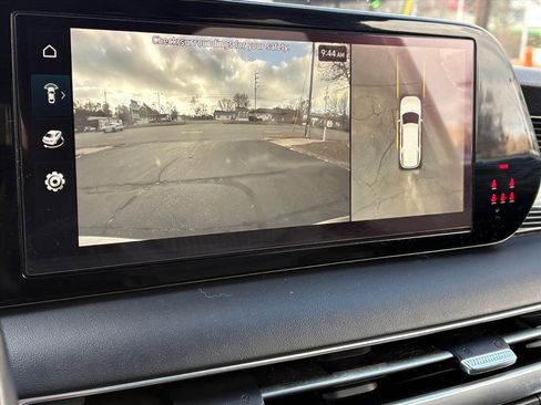 Used 2023 Hyundai Palisade Calligraphy image 10