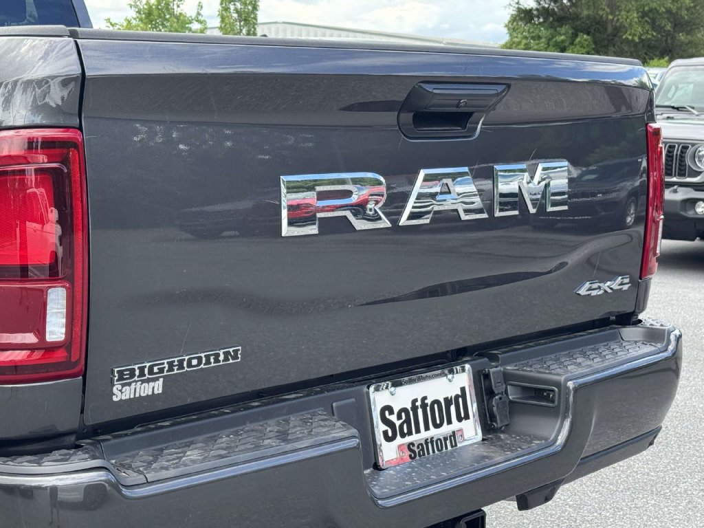 New 2026 RAM 3500 Big Horn AWD/4WD image 10