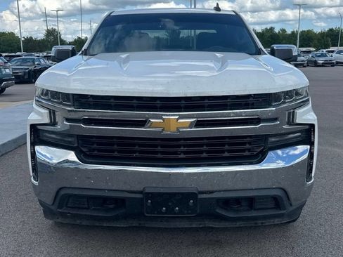 Used 2019 Chevrolet Silverado 1500 LT w/ Convenience Package AWD/4WD image 6
