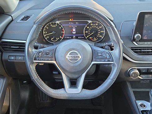 Used 2022 Nissan Altima 2.5 SR w/ Midnight Edition Package image 17