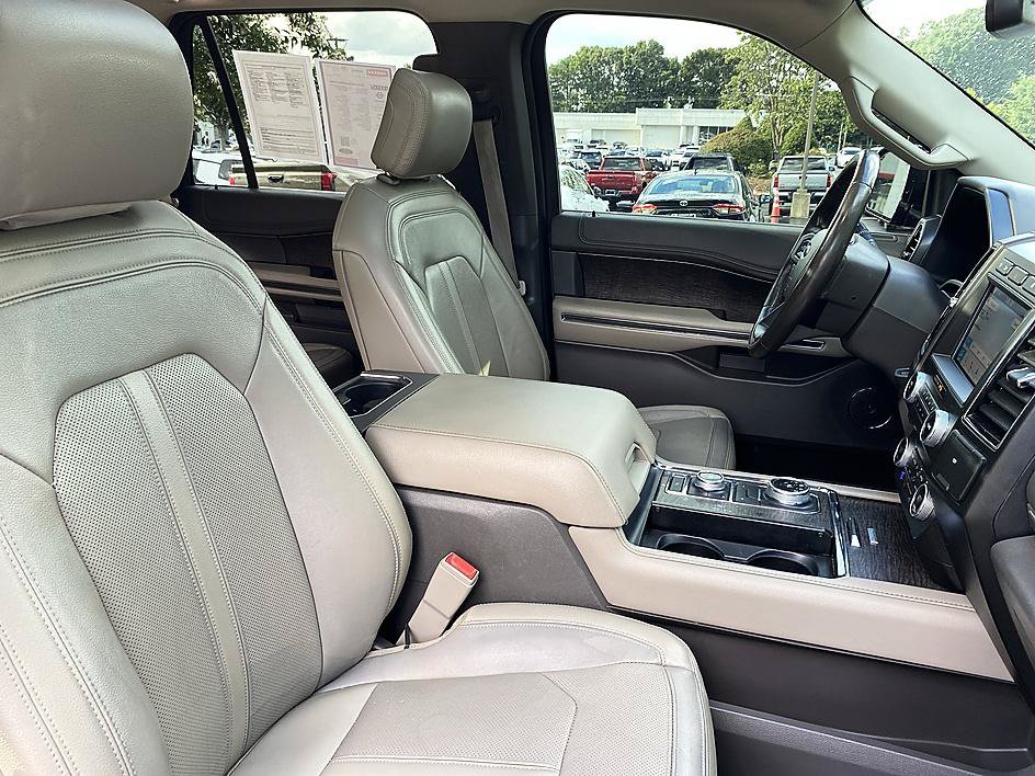 Used 2018 Ford Expedition Limited AWD/4WD image 20