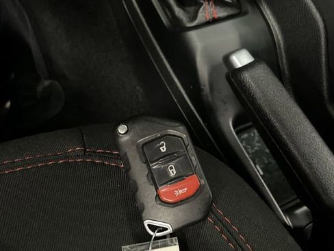 Used 2021 Jeep Wrangler Unlimited Rubicon image 26