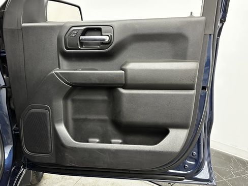 Used 2022 Chevrolet Silverado 1500 Custom image 27