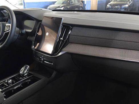 New 2026 Volvo XC90 T8 Ultra w/ Protection Package AWD/4WD image 12