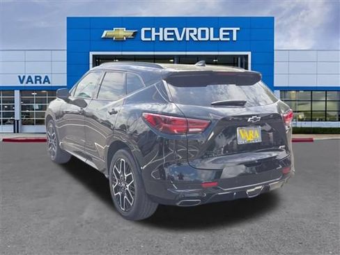 Used 2024 Chevrolet Blazer RS w/ Driver Confidence II Package FWD image 3