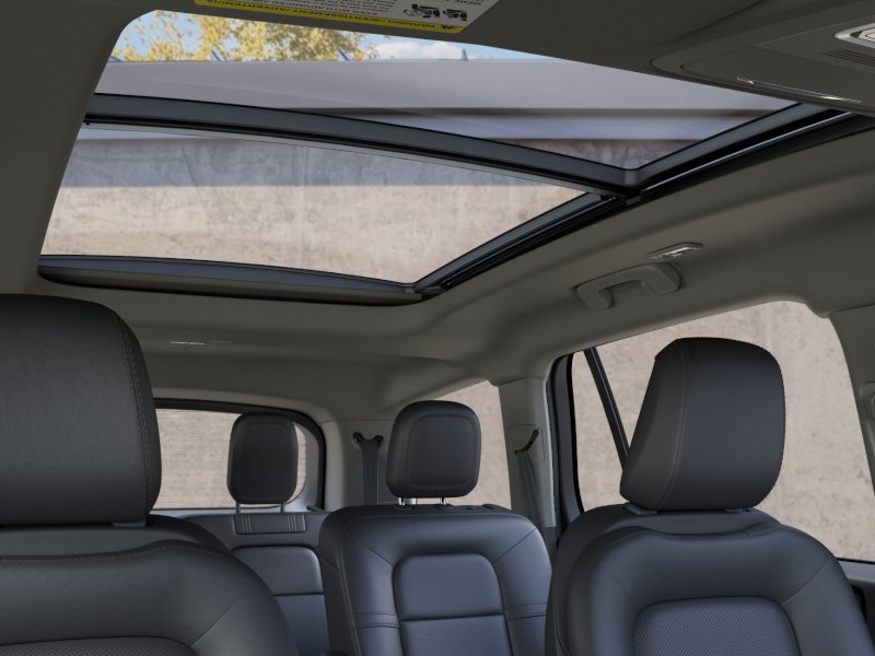 New 2026 Lincoln Aviator AWD w/ Jet Appearance Package image 22