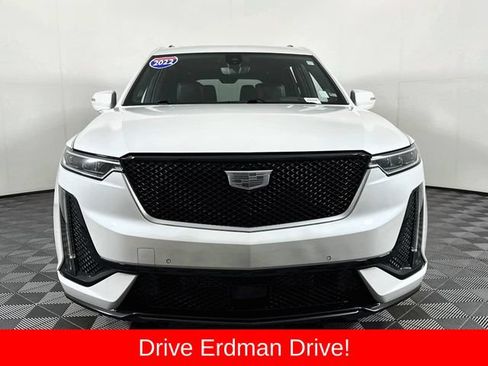 Used 2022 Cadillac XT6 Sport w/ Platinum Package AWD/4WD image 2