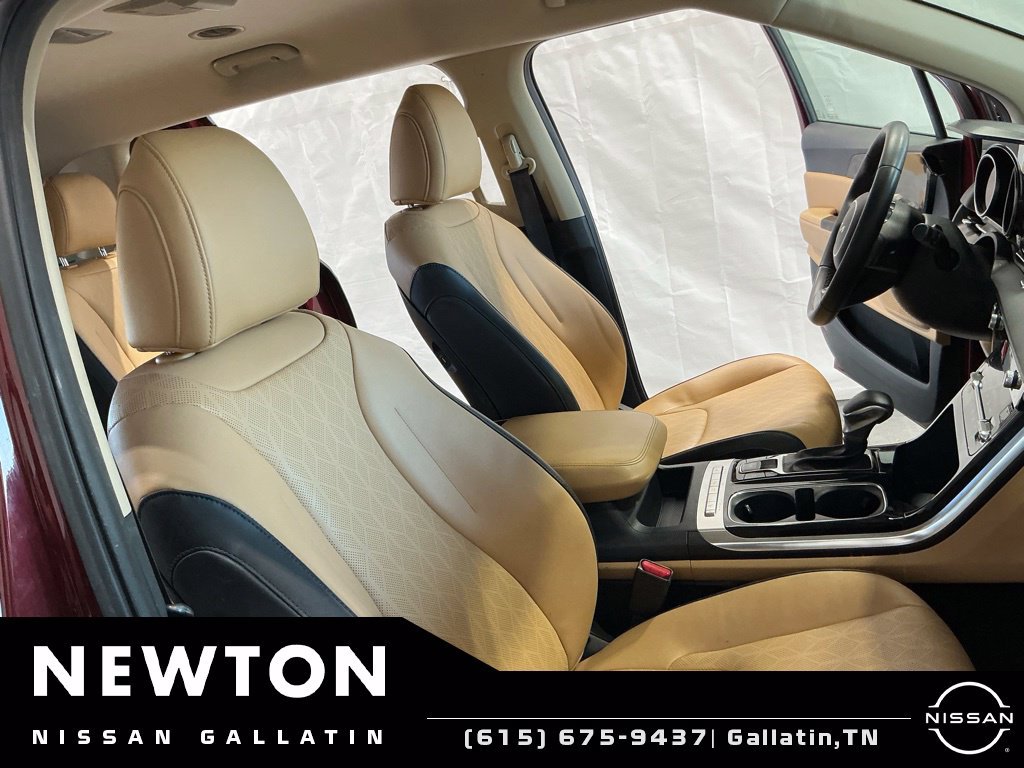 Used 2022 Kia Carnival EX FWD image 17