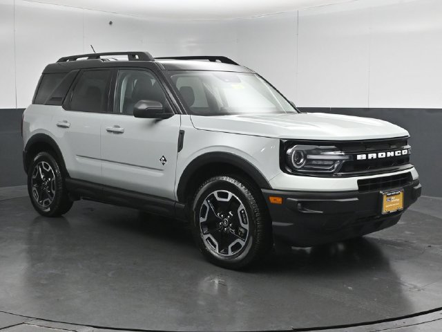 Certified 2024 Ford Bronco Sport Outer Banks AWD/4WD image 6