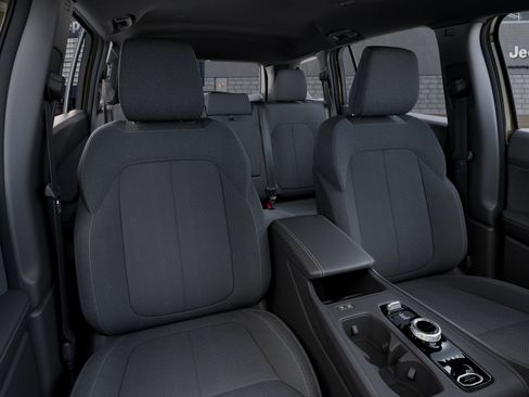 New 2026 Jeep Cherokee Laredo AWD/4WD image 17