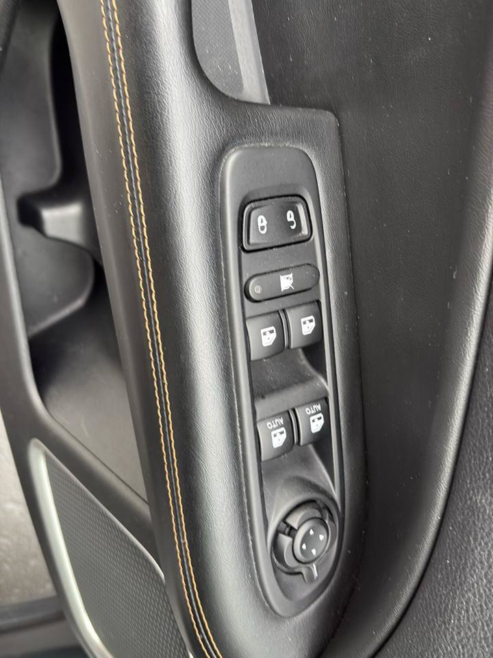 Used 2020 Jeep Compass Limited AWD/4WD image 10