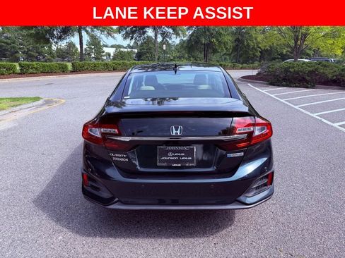 Used 2018 Honda Clarity Plug-In Hybrid image 6