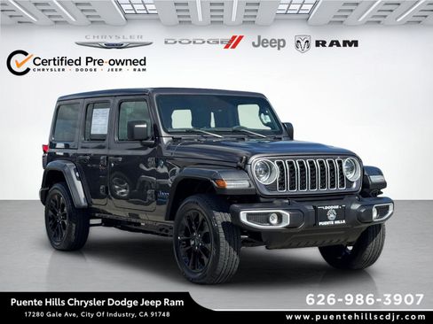 Certified 2025 Jeep Wrangler Unlimited Sahara w/ Safety Group AWD/4WD image 1