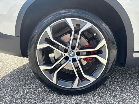 Used 2026 BMW X5 sDrive40i RWD image 32
