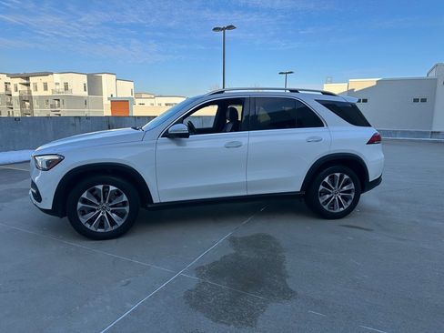 Used 2021 Mercedes-Benz GLE 350 4MATIC image 4