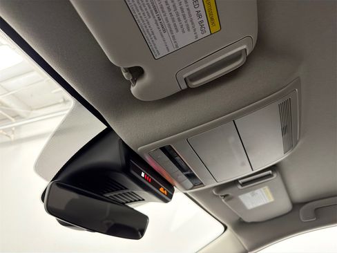 Used 2025 MAZDA CX-50 AWD 2.5 S w/ Preferred Package image 30