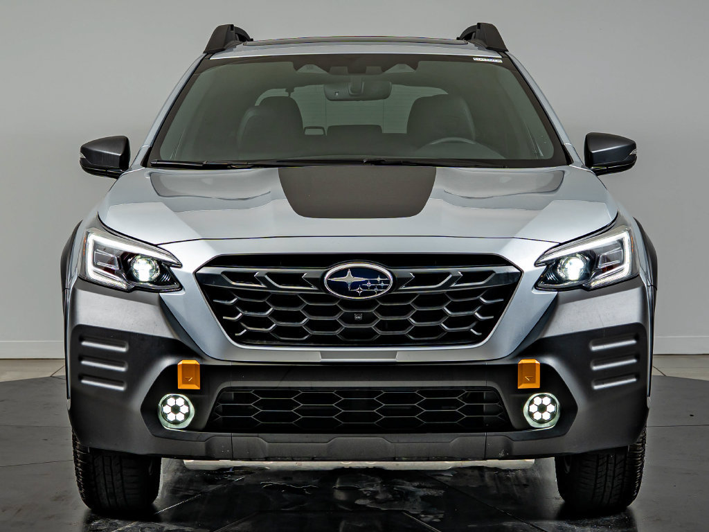Used 2023 Subaru Outback Wilderness AWD/4WD image 2
