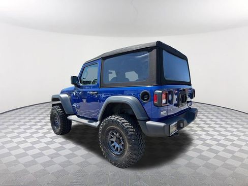 Used 2018 Jeep Wrangler Sport AWD/4WD image 7