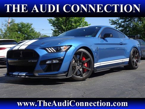 Used 2020 Ford Mustang Shelby GT500 w/ Carbon Fiber Track Pack RWD image 1