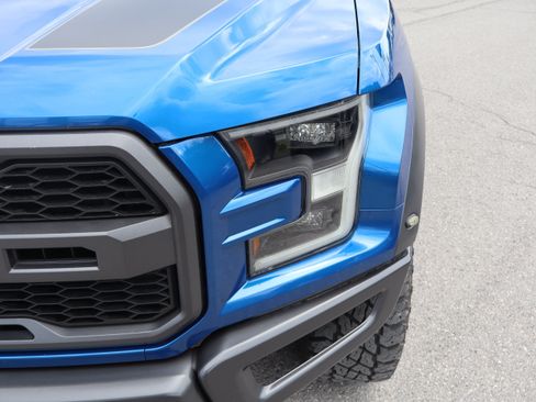Used 2017 Ford F150 Raptor w/ Equipment Group 802A Luxury AWD/4WD image 11