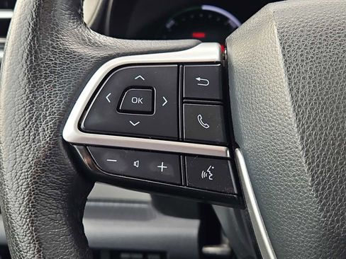 Used 2023 Toyota Sienna XLE w/ XLE Plus Package AWD/4WD image 27