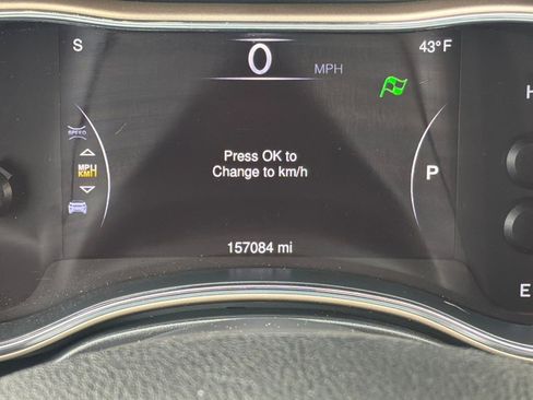 Used 2015 Jeep Grand Cherokee Limited w/ Trailer Tow Group IV image 26