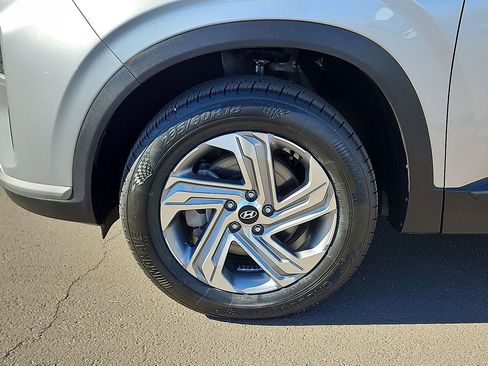 Used 2023 Hyundai Santa Fe SEL image 7