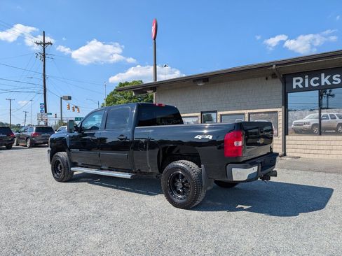 Used 2007 Chevrolet Silverado 2500 LTZ w/ Safety Package AWD/4WD image 8