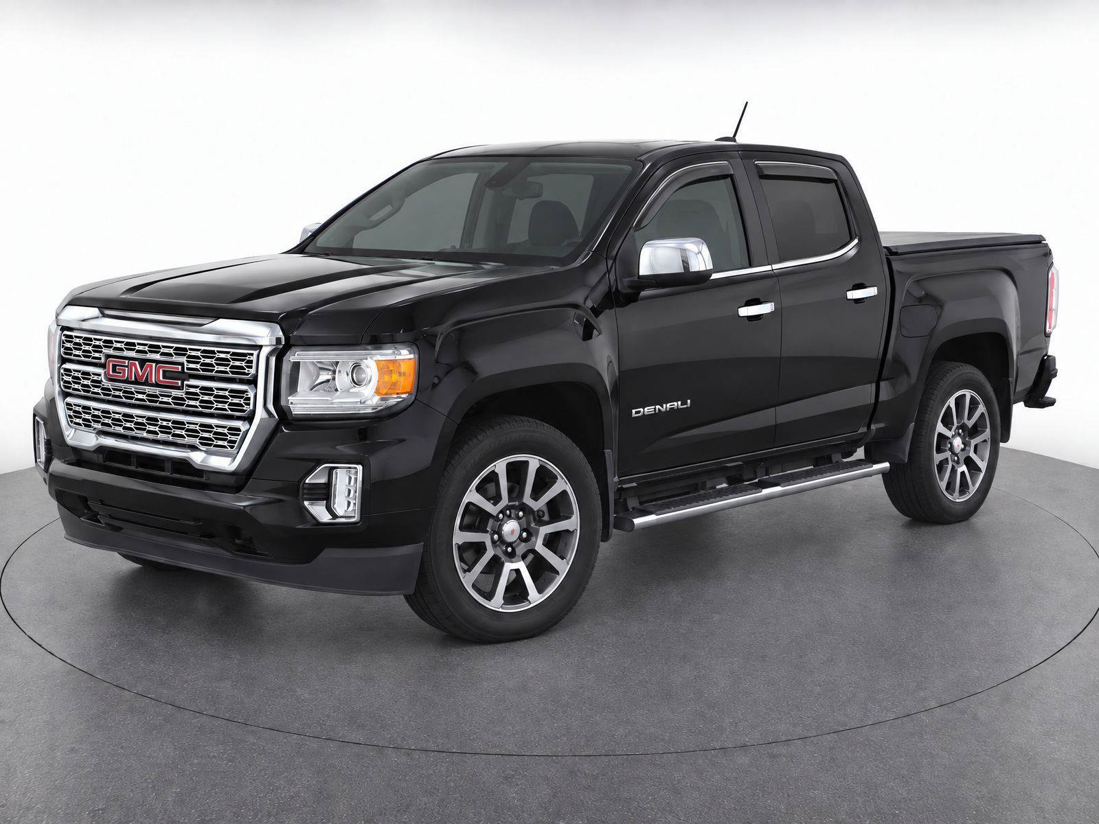 Used 2021 GMC Canyon Denali AWD/4WD image 1
