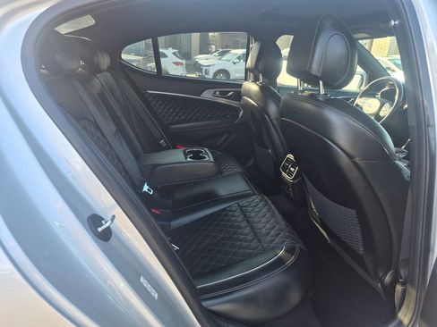 Used 2019 Genesis G70 3.3T Advanced w/ Sport Package RWD image 27
