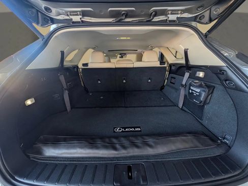 Used 2021 Lexus RX 350L FWD w/ Premium Package image 15