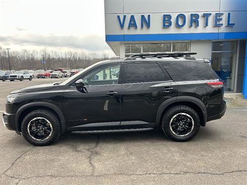 Used 2025 Nissan Pathfinder Rock Creek image 2
