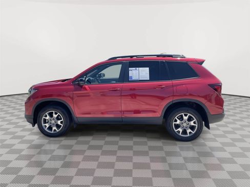 Used 2023 Honda Passport TrailSport image 12