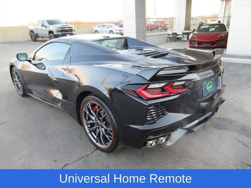 Used 2023 Chevrolet Corvette Stingray Premium Conv w/ Z51 Performance Package image 3
