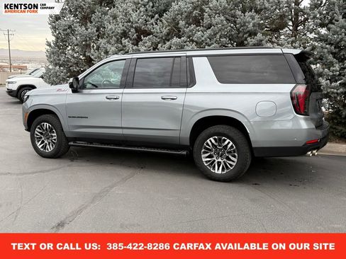 Used 2025 Chevrolet Suburban Z71 image 5