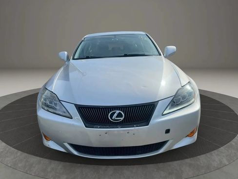 Used 2006 Lexus IS 250 AWD w/ Preferred Accessory Pkg image 2