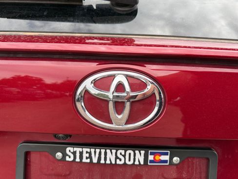 Used 2025 Toyota RAV4 LE AWD/4WD image 22