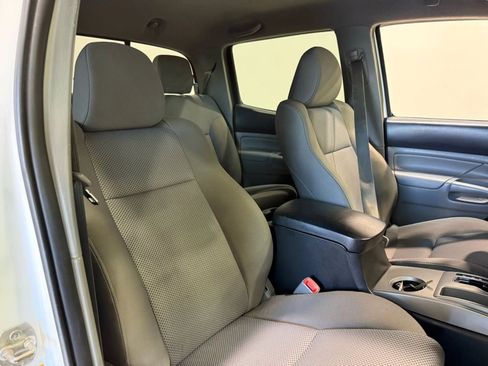 Used 2012 Toyota Tacoma 4x4 Double Cab w/ TRD Sport Upgrade Pkg image 27