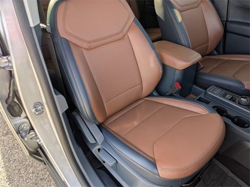 Used 2022 Ford Maverick Lariat image 11