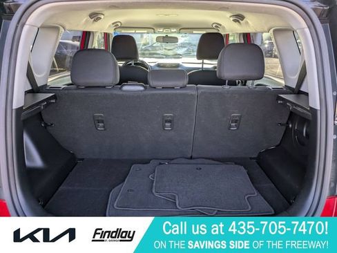 Used 2019 Kia Soul + FWD image 29