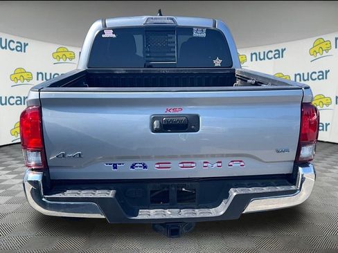 Used 2023 Toyota Tacoma SR5 AWD/4WD image 3