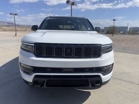 Used 2024 Jeep Grand Wagoneer Series III w/ Quick Order Packagew 28T image 8