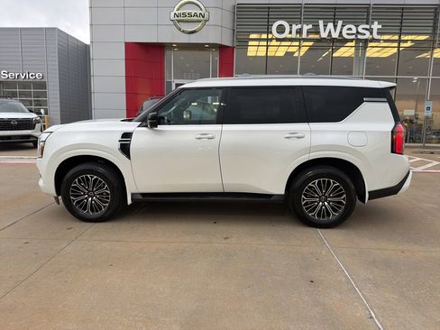 Used 2026 Nissan Armada SL w/ Captain's Chari Seat Package image 2