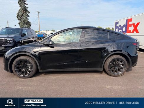 Used 2023 Tesla Model Y Long Range AWD/4WD image 4