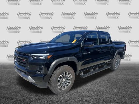 Used 2024 Chevrolet Colorado Z71 w/ Z71 Convenience Package 2 image 5