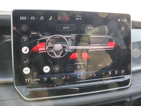 New 2026 Volkswagen Tiguan SE R-Line image 30